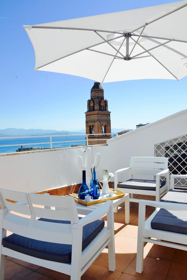 Il Bottone Al Duomo Bed & Breakfast กาเอตา ภายนอก รูปภาพ