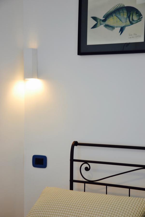 Il Bottone Al Duomo Bed & Breakfast กาเอตา ภายนอก รูปภาพ