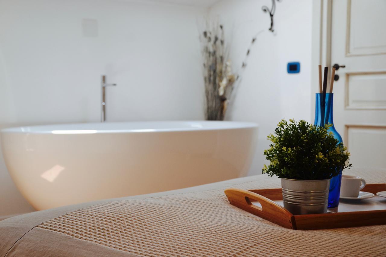 Il Bottone Al Duomo Bed & Breakfast กาเอตา ภายนอก รูปภาพ